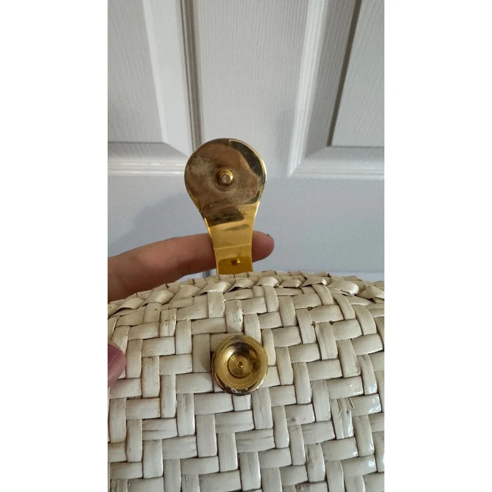Rodo Italy Cream Woven Wicker Clutch Purse Gold Chain Vintage Old Money Classic